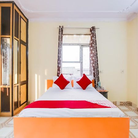 Hotel O Smart View New Delhi Bagian luar foto