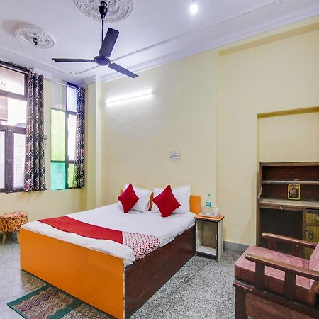 Hotel O Smart View New Delhi Bagian luar foto