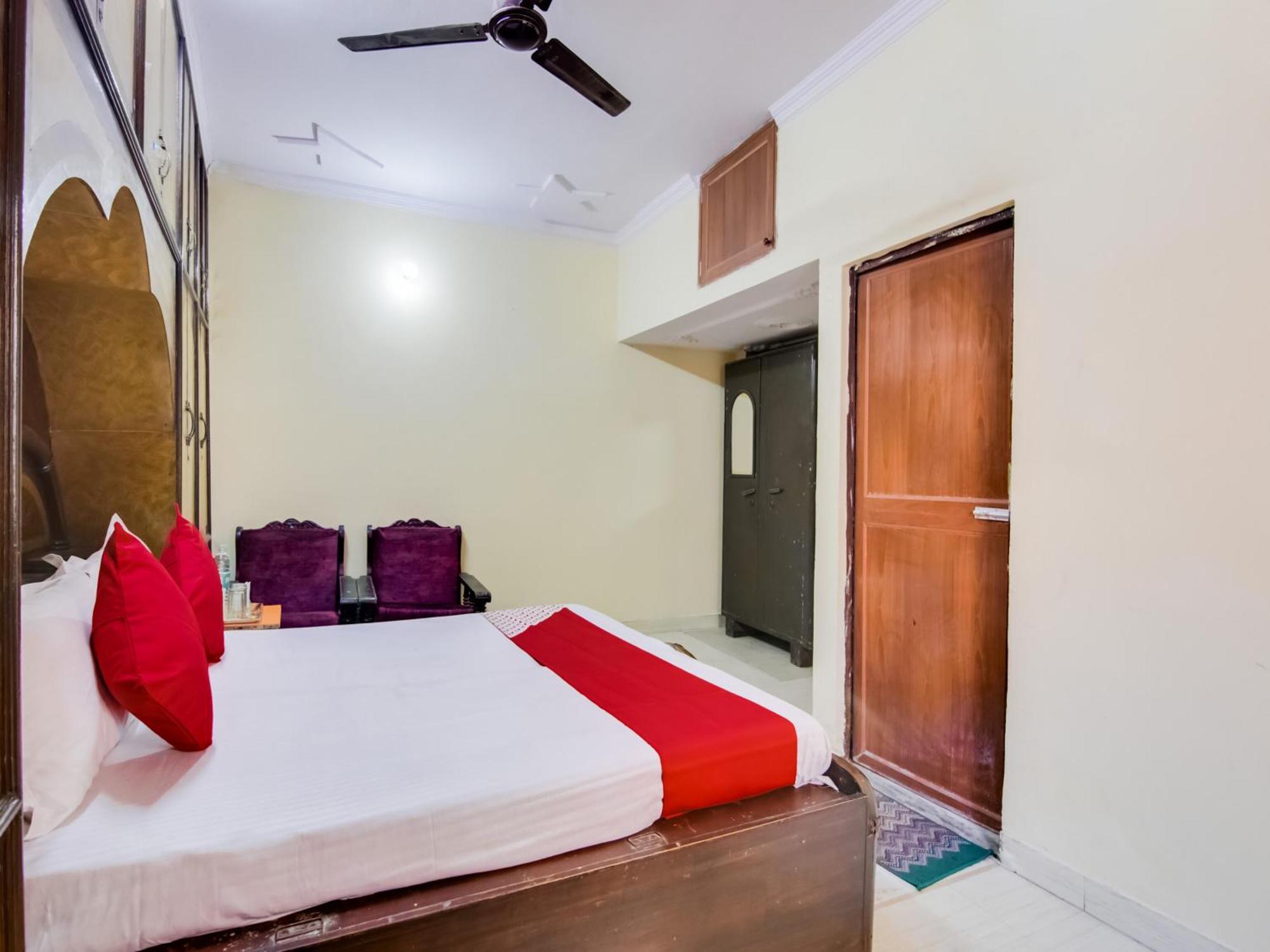 Hotel O Smart View New Delhi Bagian luar foto