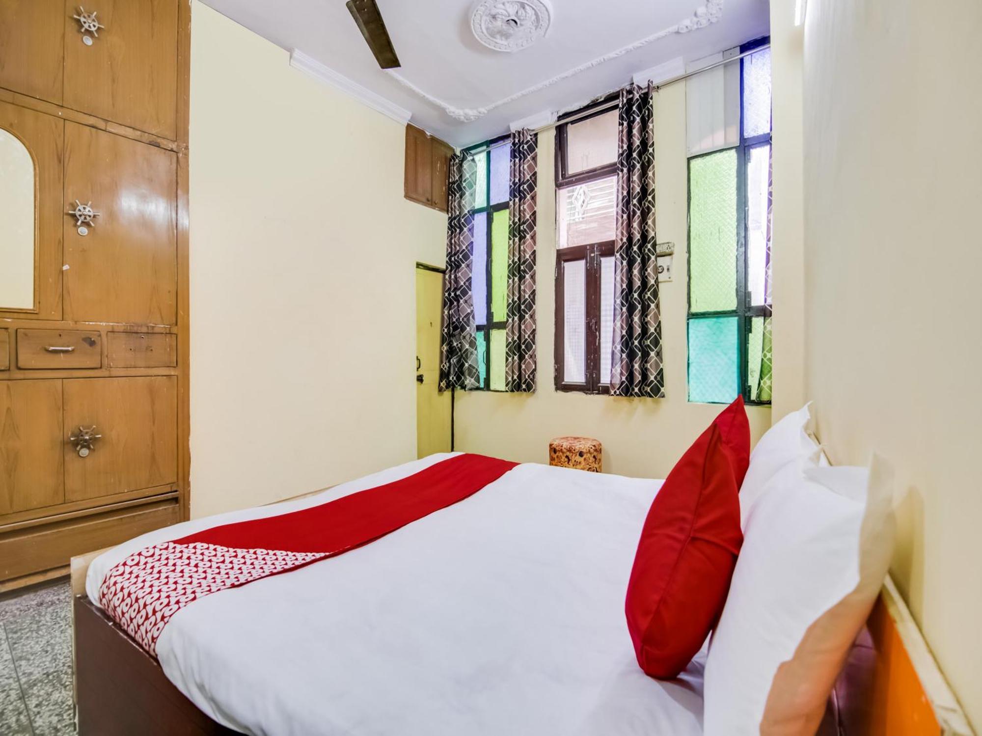 Hotel O Smart View New Delhi Bagian luar foto