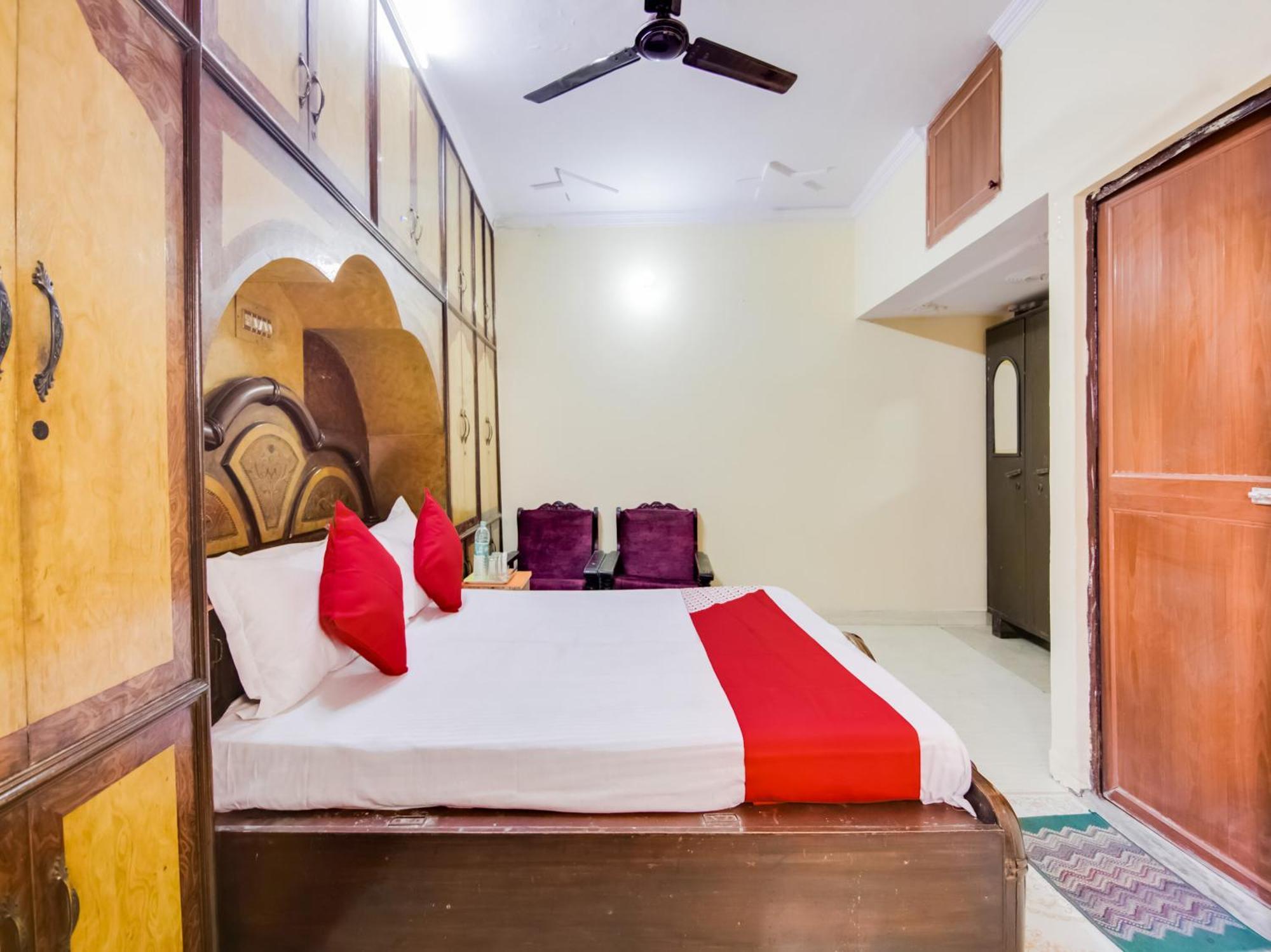 Hotel O Smart View New Delhi Bagian luar foto